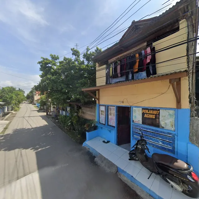 RedDoorz @ Jalan Ahmad Yani Karawang