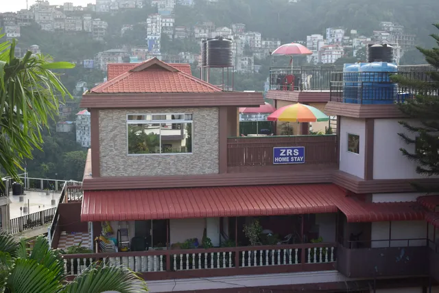 ZRS HomeStay