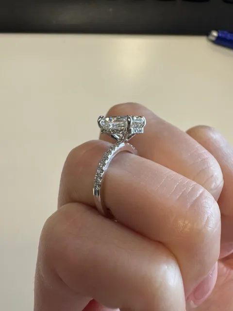 New Rochelle Jewelers, LLC