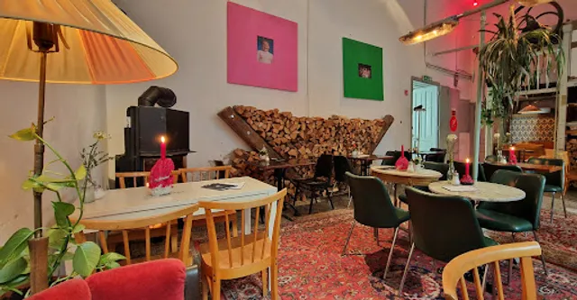 Cafe in der Burggasse24