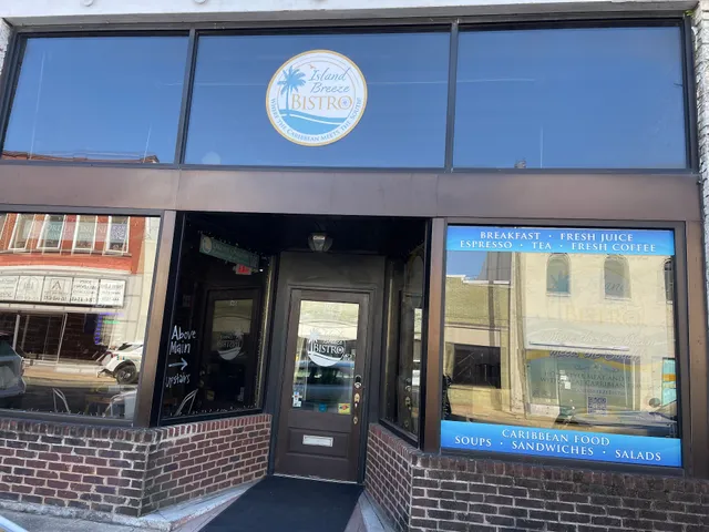 Island Breeze Bistro