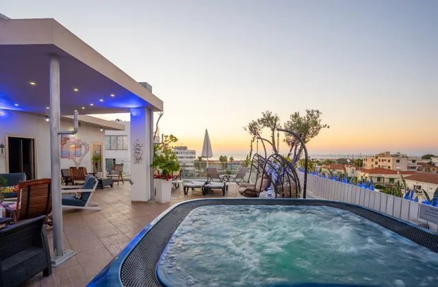 Mesogios House Suites