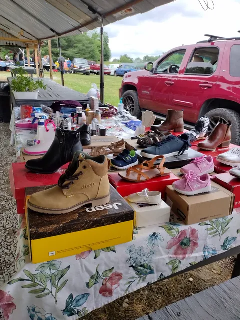 Clarksville Outdoor Flea Market