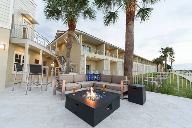 Marker 8 Hotel & Marina