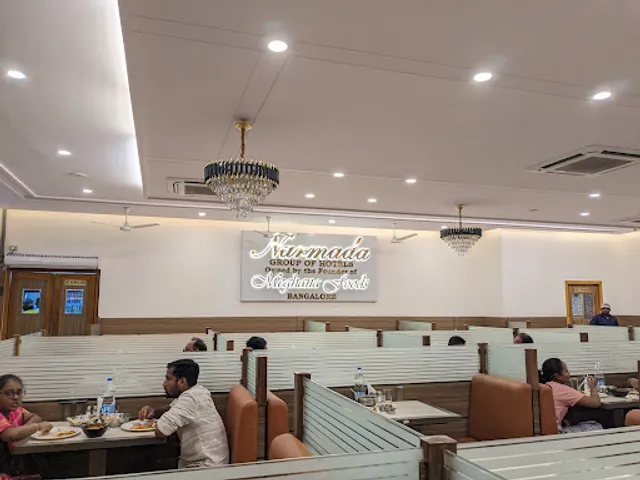 Narmada Chain Of Restaurant | sholinganallur