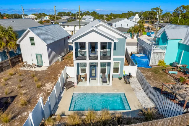 Silver Sands Getaway