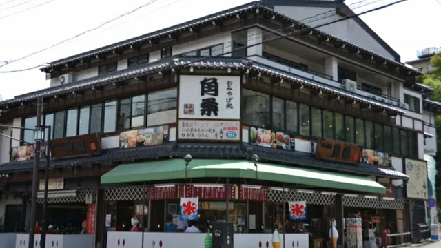 Kadokuwa Souvenir Shop, Main Store