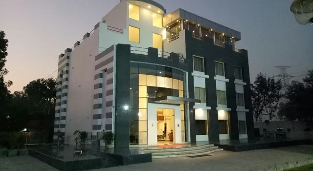 Family Kingdom Faridabad