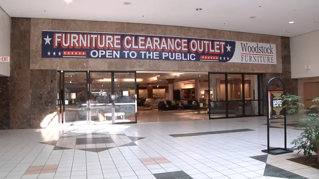 Woodstock Furniture Outlet & Clearance