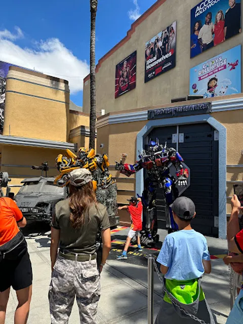 Meet the Transformers here!