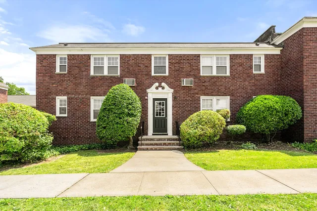 Styertowne Apartments Leasing Office, 5 Market St, Clifton NJ