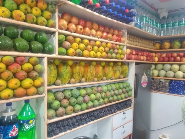Shree Ganesh Fruit Juice Center
