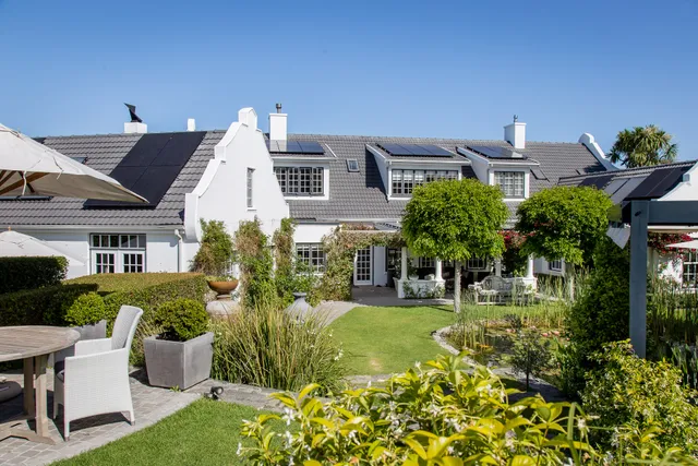 14 on Klein Constantia