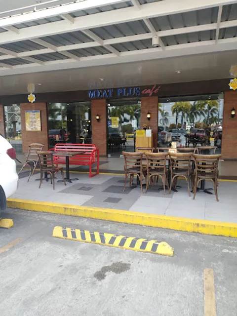 Meat Plus Cafe