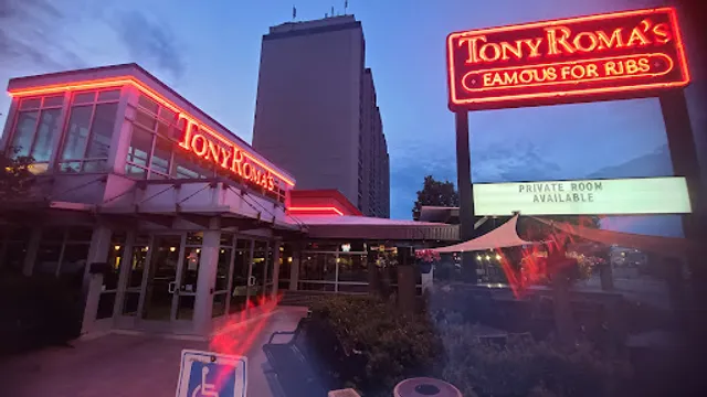 Tony Roma's