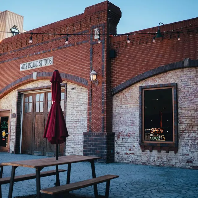 Knolla's Pizza Oldtown