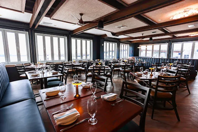 Mission Boathouse - Beverly