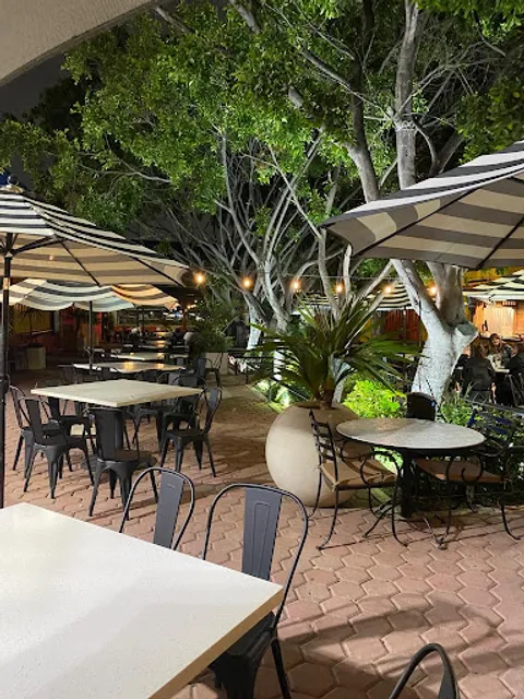 Abastos 95 Parque Gastronómico