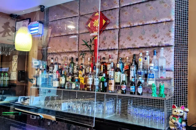 Wok and Roll Restaurant Karaoke