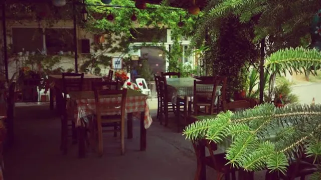 Το στέκι της Ποδαγοράς