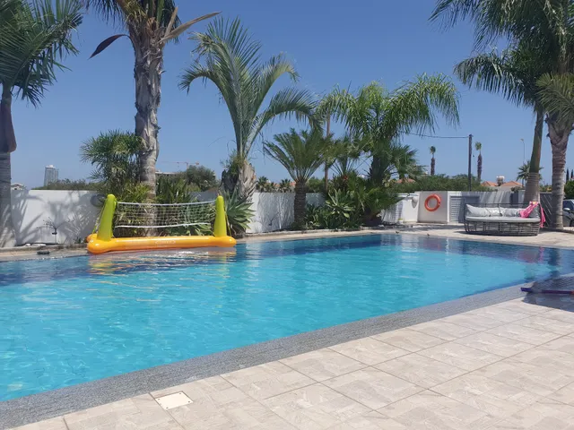 Tzialli Holiday Villa