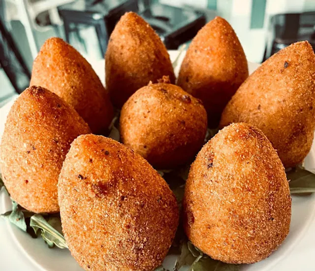 Ray's Pizza Ciao Belli