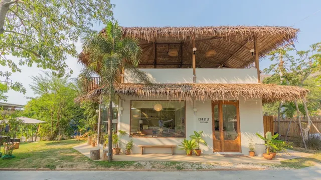 Le La Lake Resort and Spa