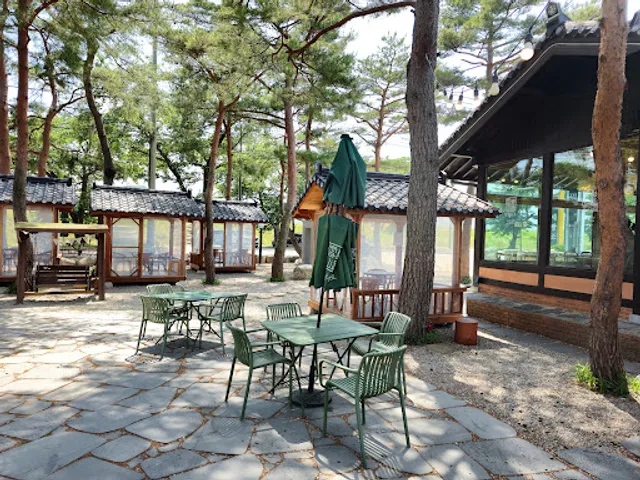 Seoraksan-ro Cafe