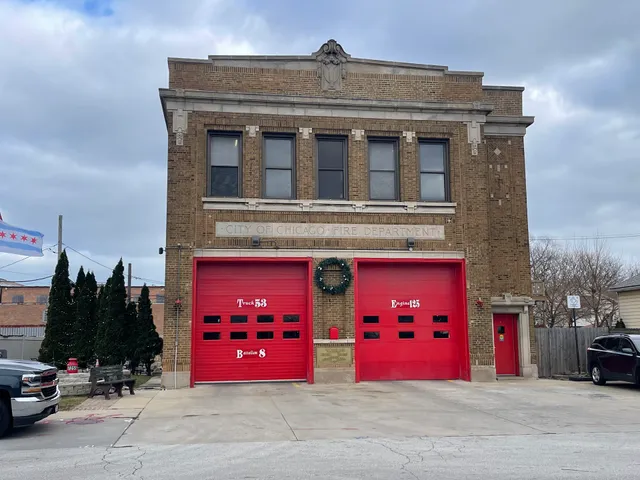 Chicago Fire Department Engine 125/Truck 53