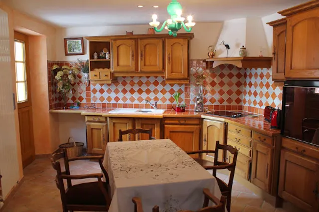 Le Relais de la Tour - Restaurant gastronomique & Chambres d'hôtes de charme