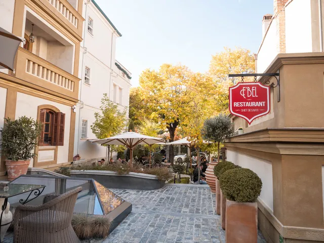 Vila Ebel Hotel, Pool & Spa