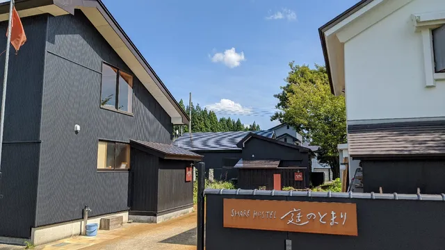 SHARE HOSTEL 庭のとまり