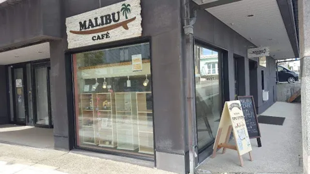 MALIBU CAFE