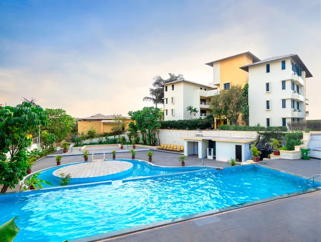 Camel Valley Resort & Spa