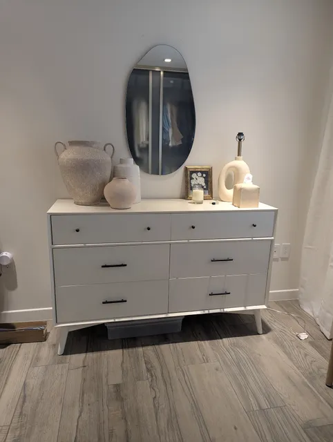 SoCal Furniture Assembly Pro and Handyman Service