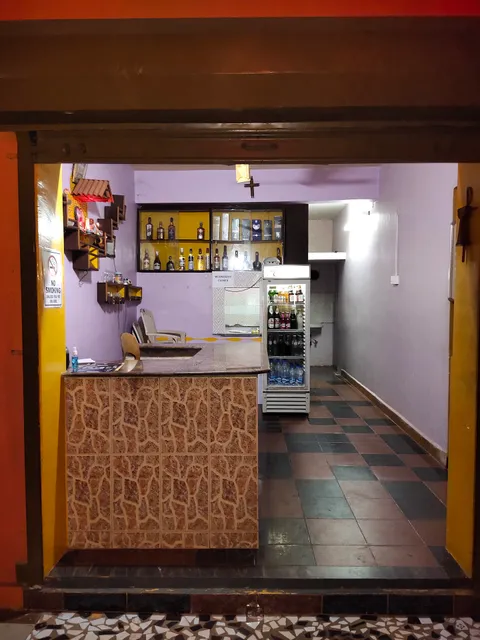 Meat & Eat Family Restaurant & Bar