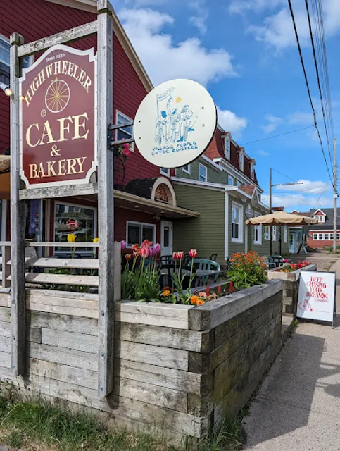 Highwheeler Cafe & Bakery