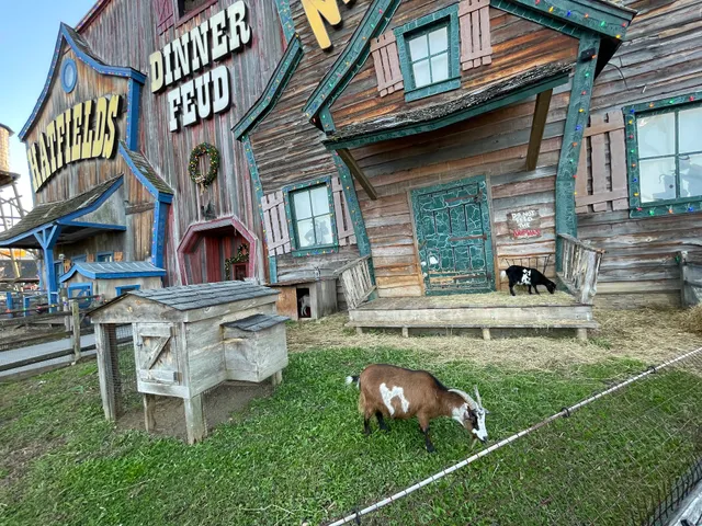 Hatfield & McCoy Dinner Feud