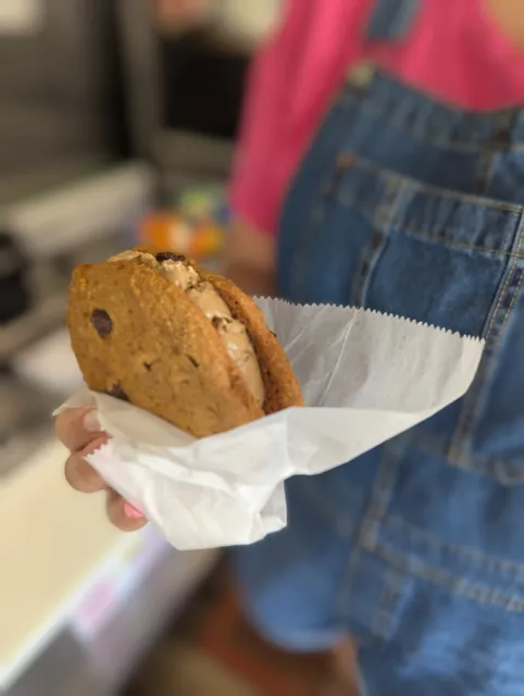 White Mtn Sweet Treats