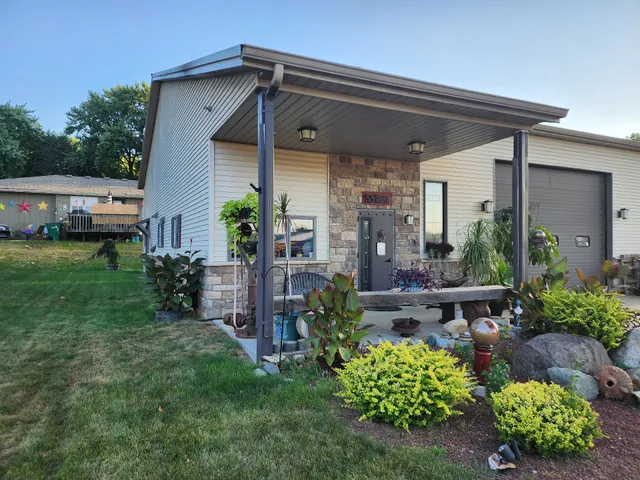 Ocean Breeze Wellness + Massage