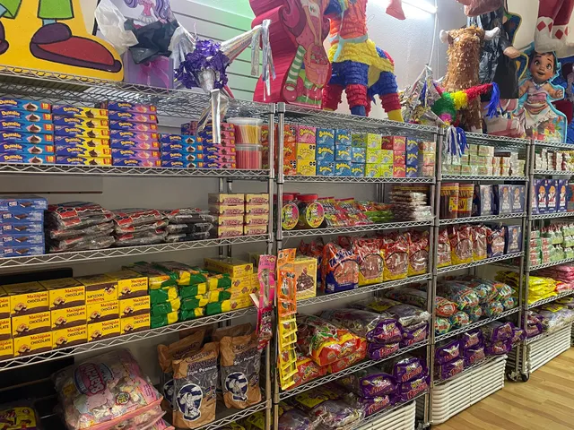 Alice Party Supplies