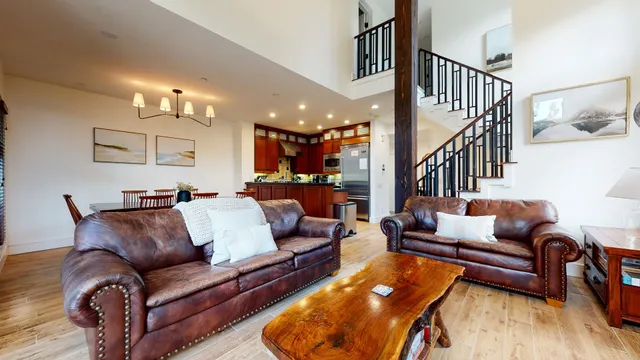 Mammoth Reservations