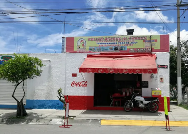 POLLOS EL TRAVIESO asados al carbon