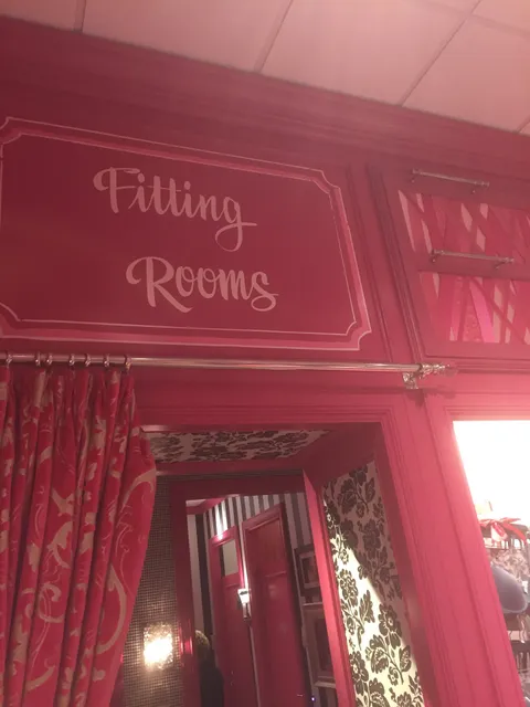 Victoria's Secret & PINK