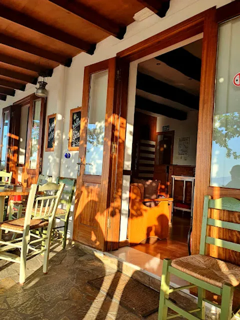 MeThea - Zia with a View