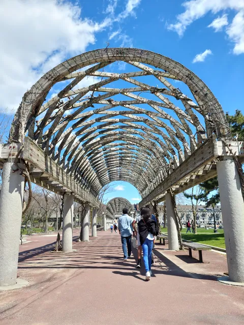 Columbus Park Trellis