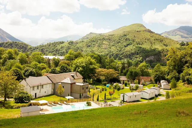 Camping La Via Natura D'Arrouach Lourdes 4 étoiles