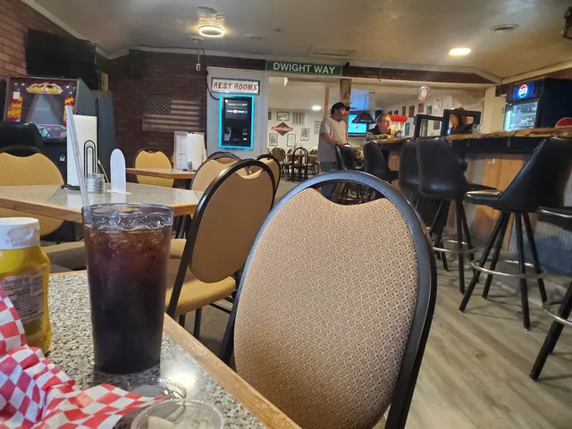 Crescent Bar & Grill