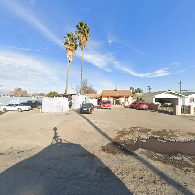 Tacos Y Mariscos El Compa Chuy