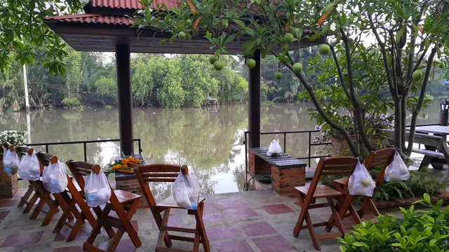 เขตต์วารินทร์ รีสอร์ท